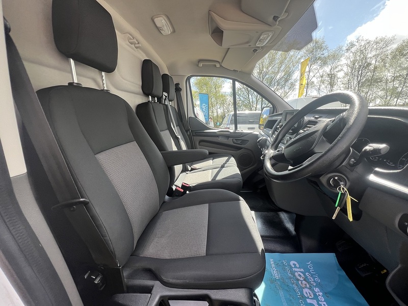 Ford Transit Custom 320 EcoBlue Leader Air Con - U761