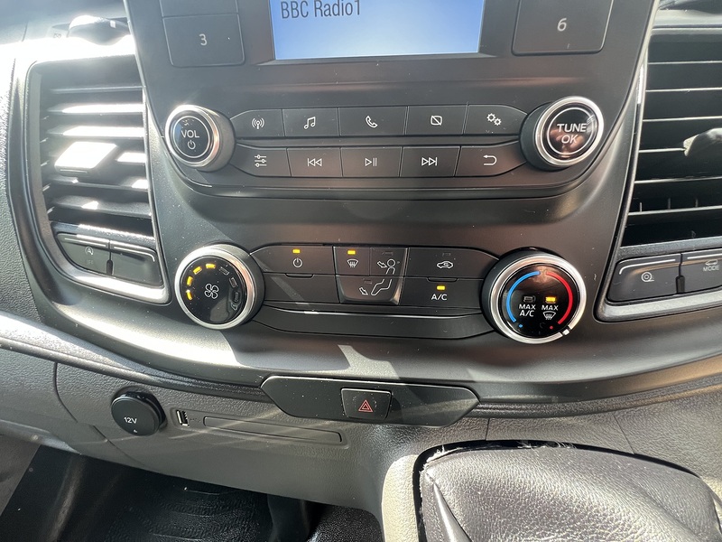 Ford Transit Custom 320 EcoBlue Leader Air Con - U761
