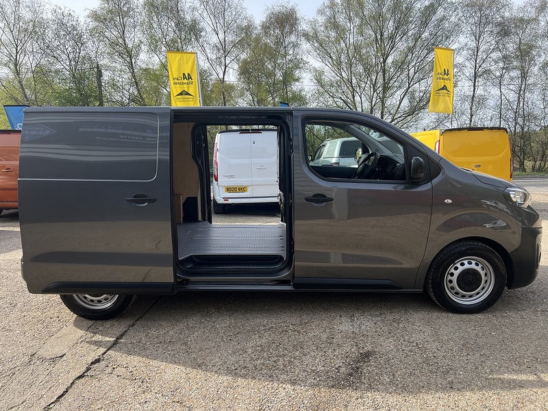 Peugeot Expert BlueHDi 1000 Professional Premium - U762