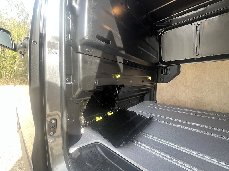 Peugeot Expert BlueHDi 1000 Professional Premium - U762