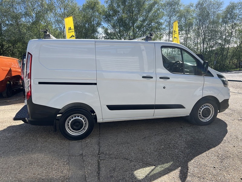 Ford Transit Custom 320 EcoBlue - U772