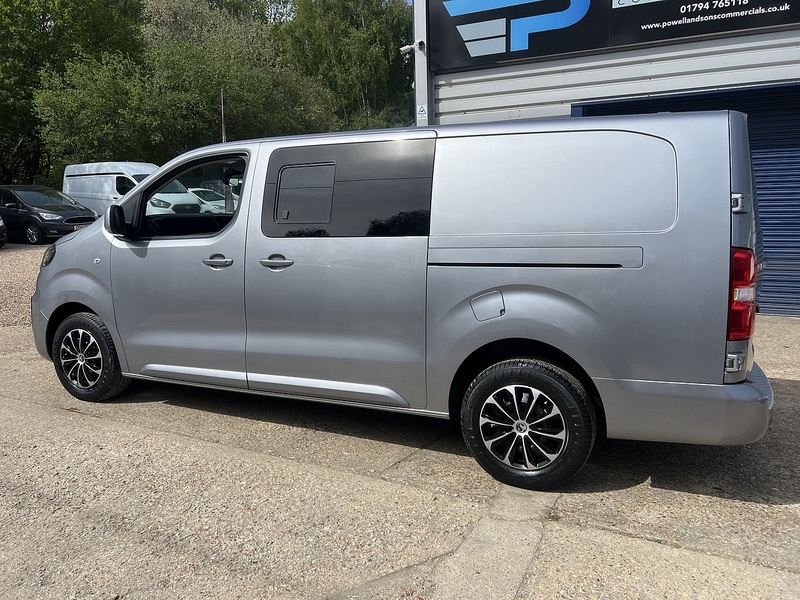 Vauxhall Vivaro Turbo D 2900 Sportive - U774