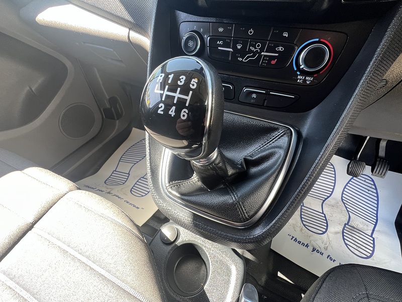 Ford Transit Connect 240 EcoBlue Limited - U781