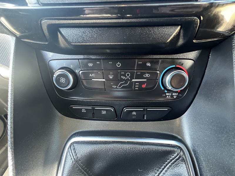 Ford Transit Connect 240 EcoBlue Limited - U781