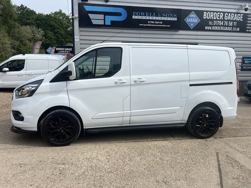 Ford Transit Custom 300 Limited Sport Pack - U784
