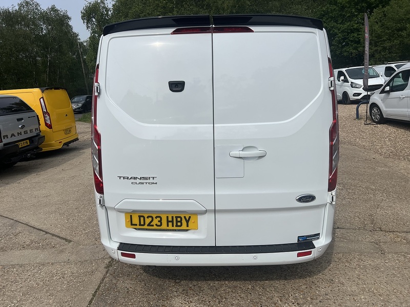Ford Transit Custom 300 Limited Sport Pack - U784