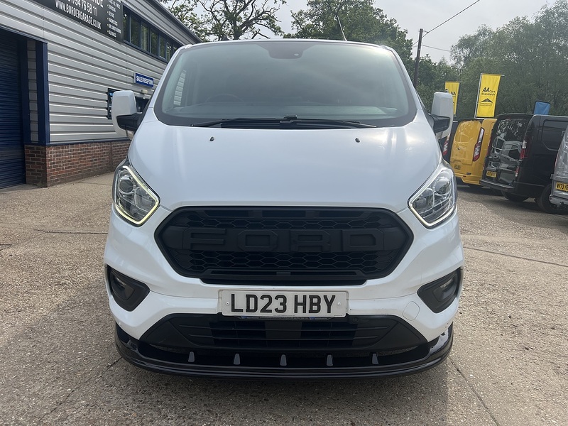 Ford Transit Custom 300 Limited Sport Pack - U784