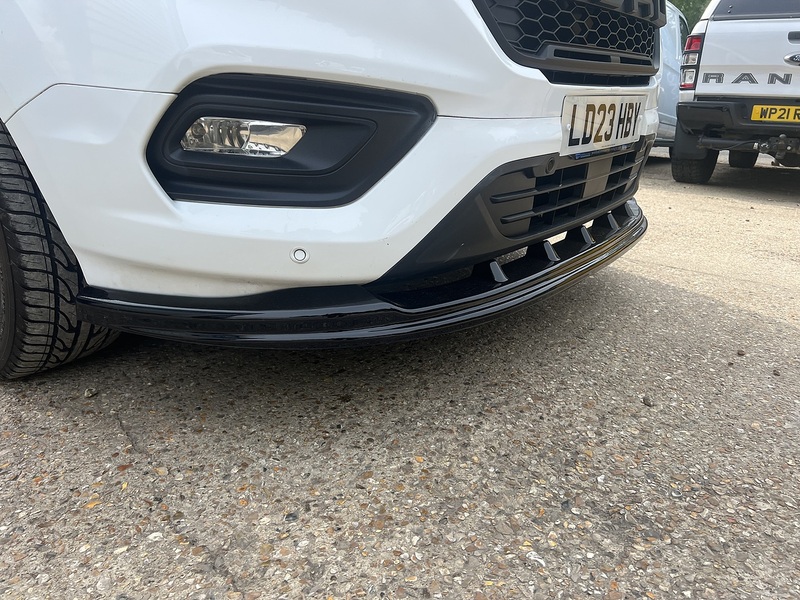 Ford Transit Custom 300 Limited Sport Pack - U784