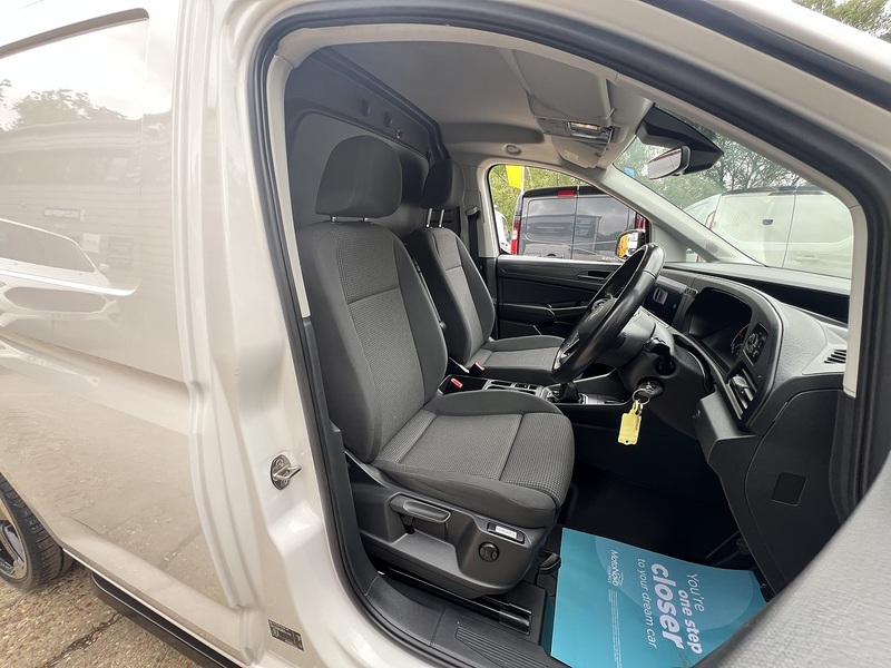 Volkswagen Caddy TDI C20 Commerce Pro Sportline - U786