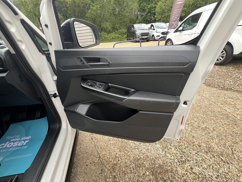 Volkswagen Caddy TDI C20 Commerce Pro Sportline - U786