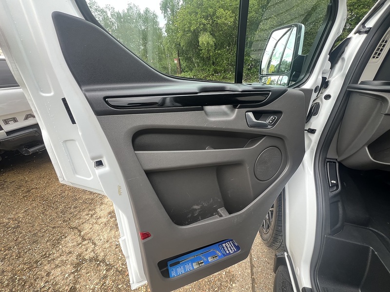 Ford Transit Custom 280 Limited Sport Pack - U787