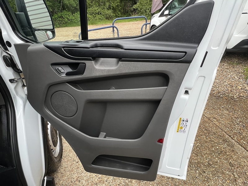 Ford Transit Custom 320 EcoBlue - U792