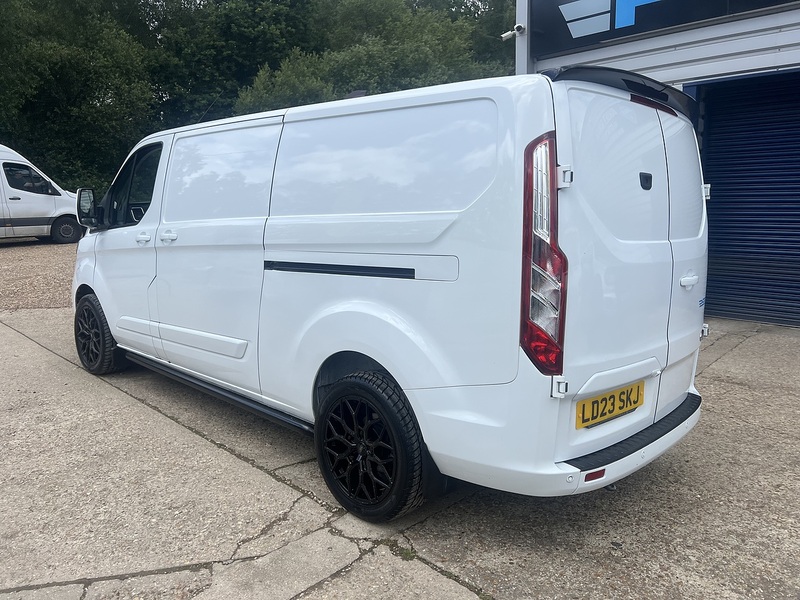 Ford Transit Custom 300 Limited Sport Pack - U799
