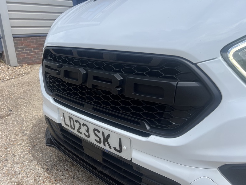 Ford Transit Custom 300 Limited Sport Pack - U799