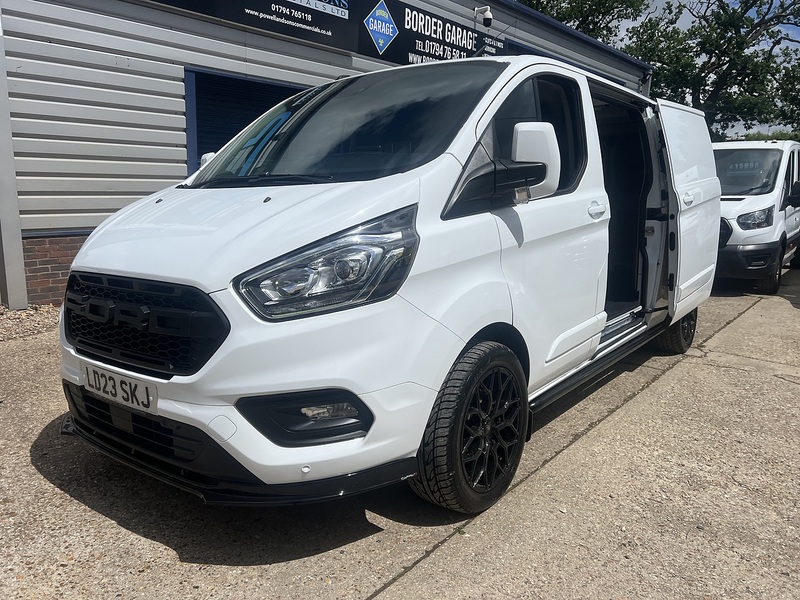 Ford Transit Custom 300 Limited Sport Pack - U799