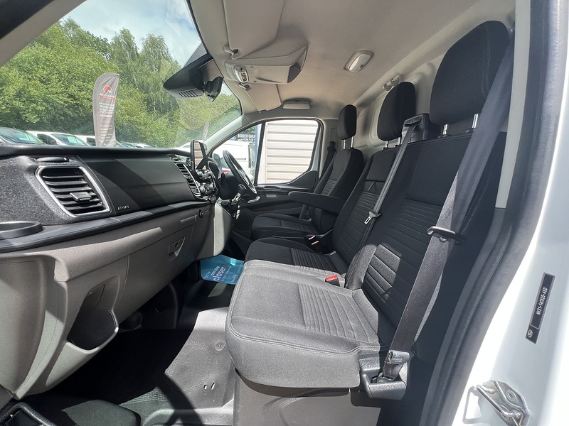 Ford Transit Custom 300 Limited Sport Pack - U799