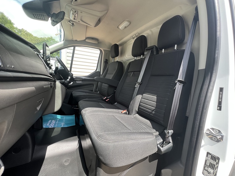 Ford Transit Custom 300 Limited Sport Pack - U799