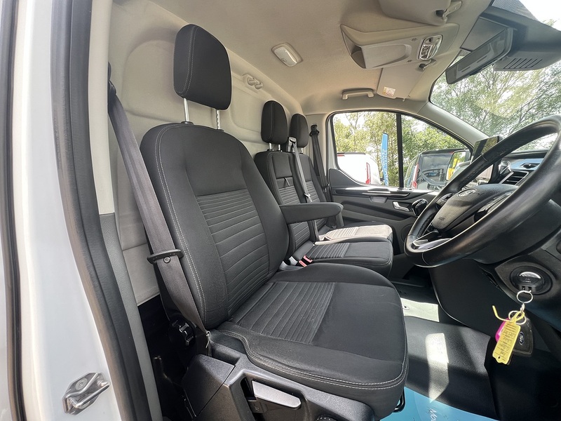 Ford Transit Custom 300 Limited Sport Pack - U799