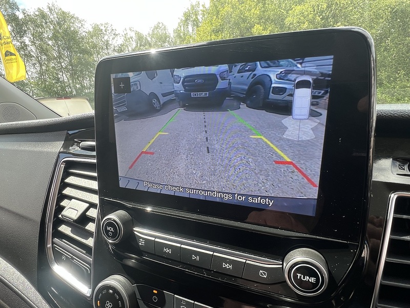 Ford Transit Custom 300 Limited Sport Pack - U799