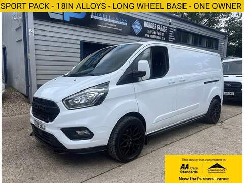 Ford Transit Custom 1.5 Turbo D 2000 Limited Edition Nav Panel Van 4dr Diesel Manual L1 H1 Euro 6 (s/s) (100 ps)
