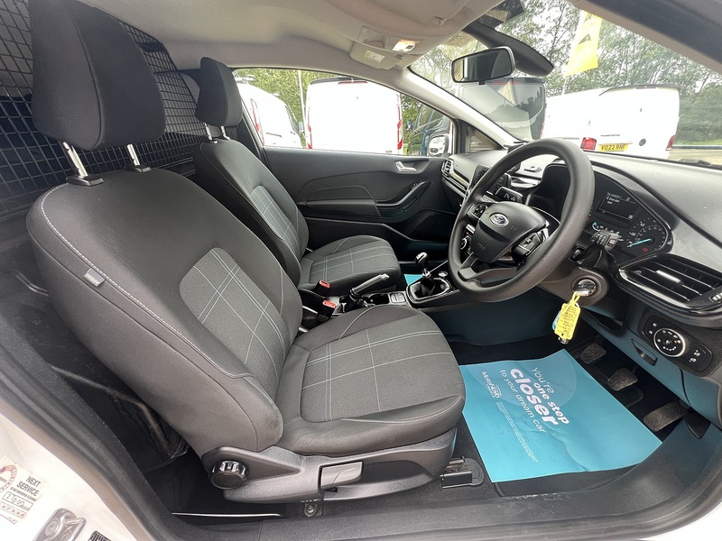 Ford Fiesta Van TDCi - U801