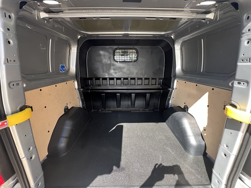 Ford Transit Custom 320 Limited Sport Pack - U806