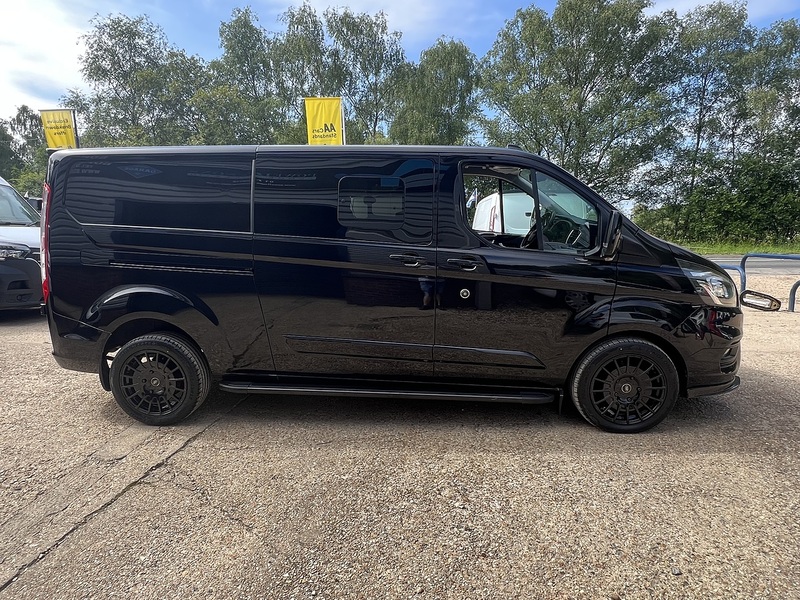 Ford Transit Custom 320 Limited Sport Pack - U807