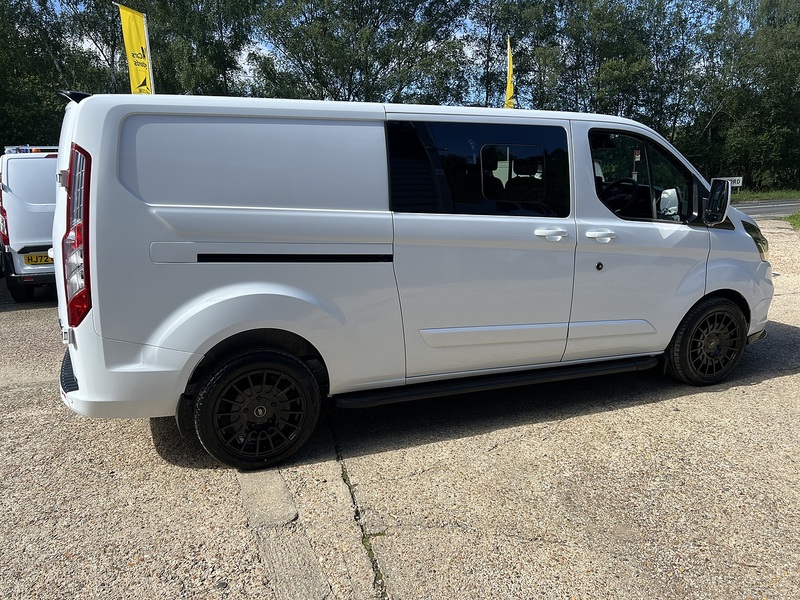 Ford Transit Custom 320 Limited Sport Pack - U810