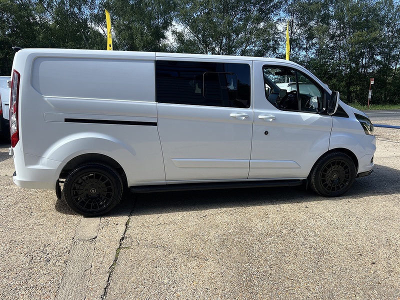 Ford Transit Custom 320 Limited Sport Pack - U810