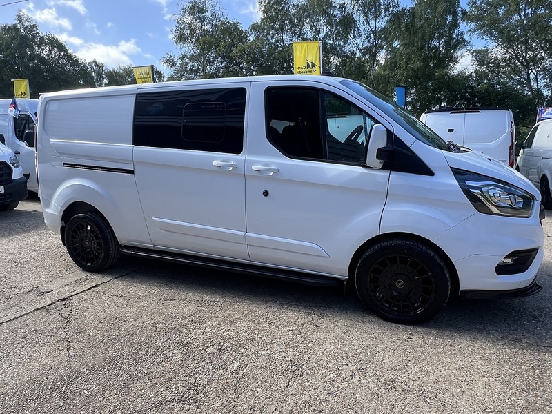 Ford Transit Custom 320 Limited Sport Pack - U810