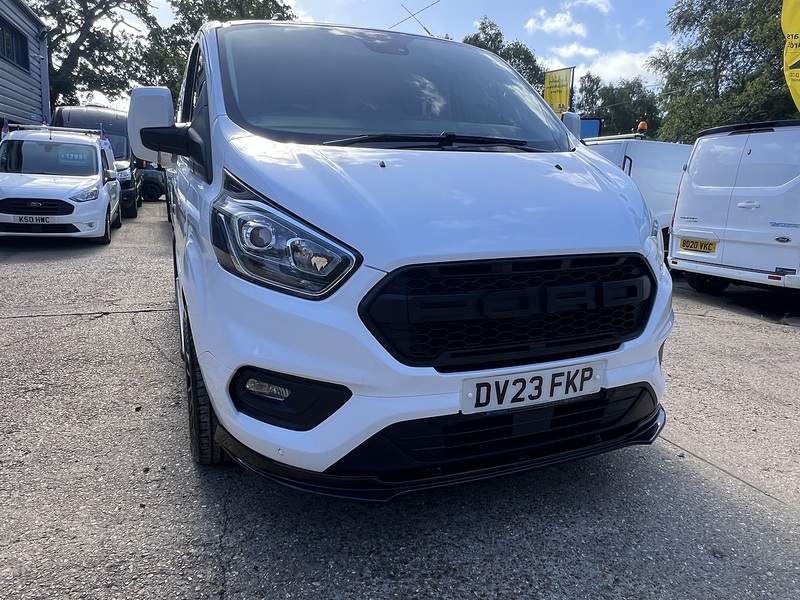 Ford Transit Custom 320 Limited Sport Pack - U810