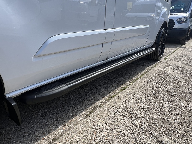 Ford Transit Custom 320 Limited Sport Pack - U810