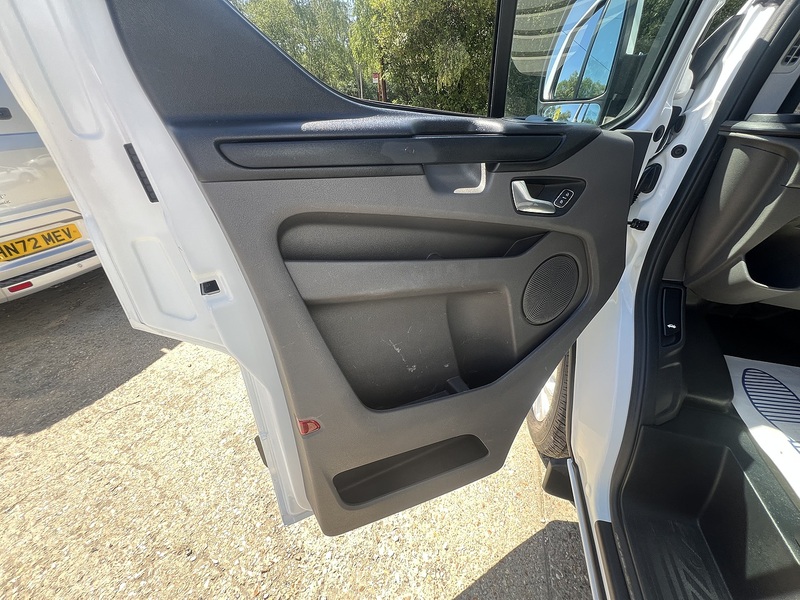 Ford Transit Custom 300 EcoBlue Trend - U812