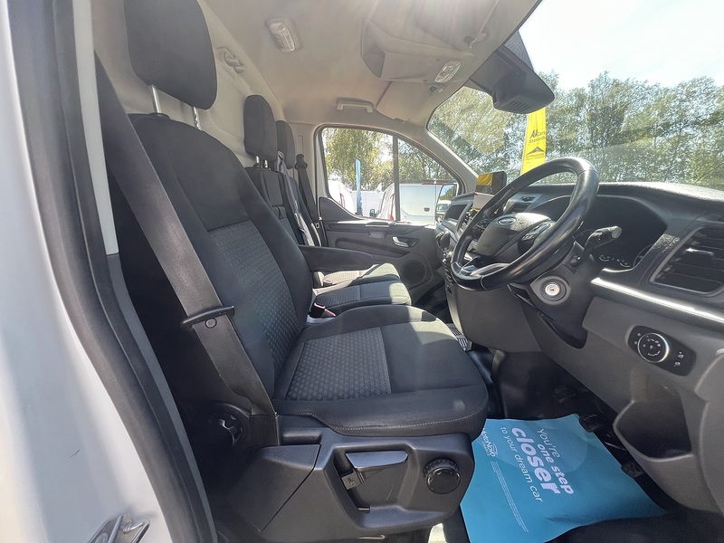 Ford Transit Custom 300 EcoBlue Trend - U812