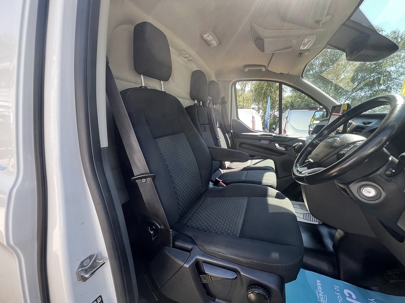Ford Transit Custom 300 EcoBlue Trend - U812