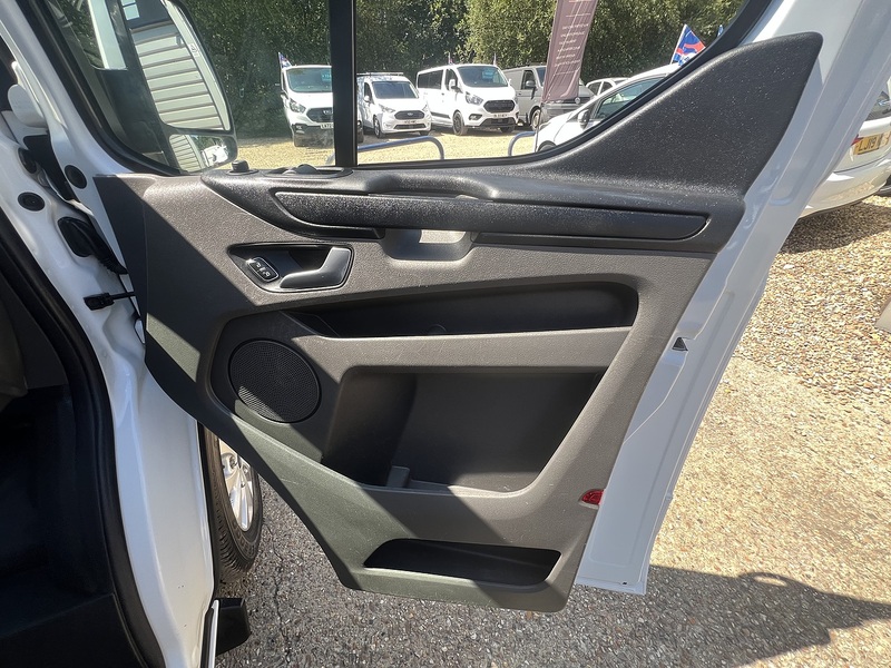 Ford Transit Custom 300 EcoBlue Trend - U812