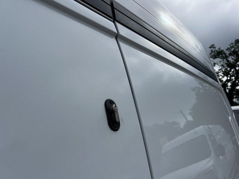 Ford Transit Custom 300 EcoBlue Leader - U816