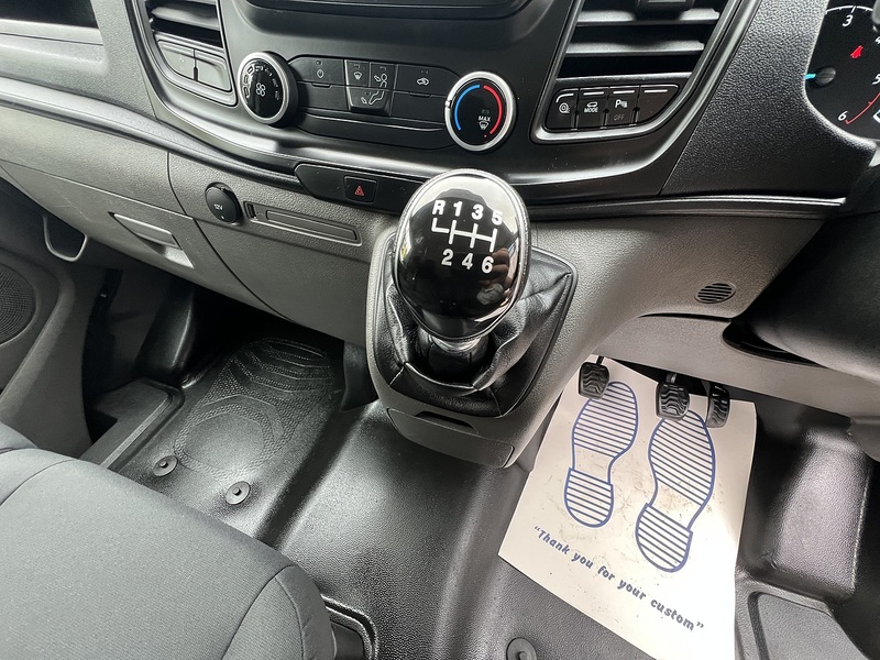 Ford Transit Custom 300 EcoBlue Leader - U816