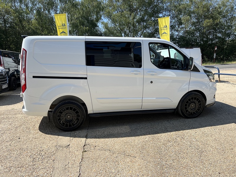 Ford Transit Custom 320 Limited Sport Pack - U817