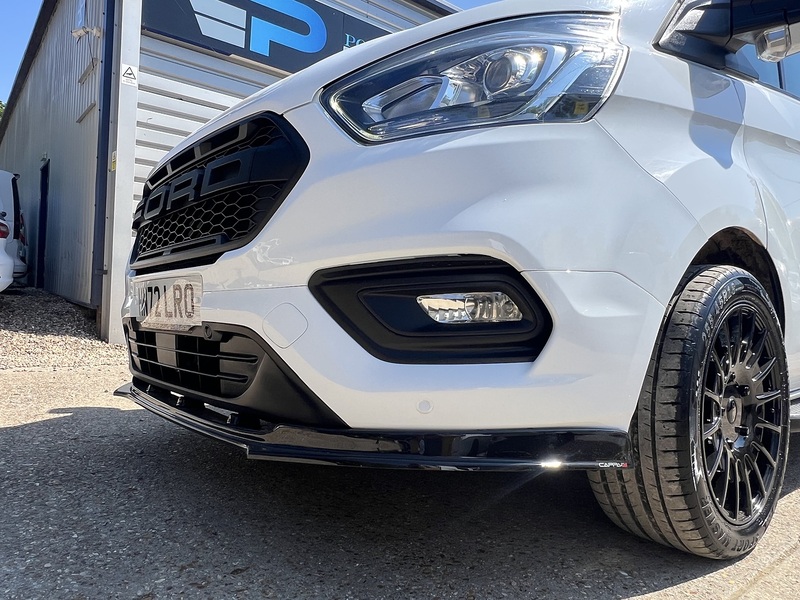 Ford Transit Custom 320 Limited Sport Pack - U817