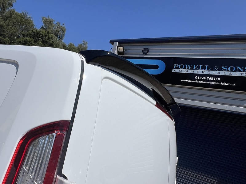 Ford Transit Custom 320 Limited Sport Pack - U817
