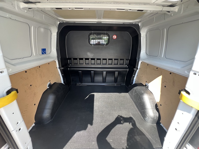 Ford Transit Custom 320 Limited Sport Pack - U817