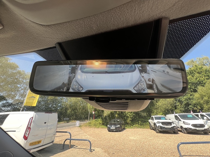 Ford Transit Custom 320 Limited Sport Pack - U817
