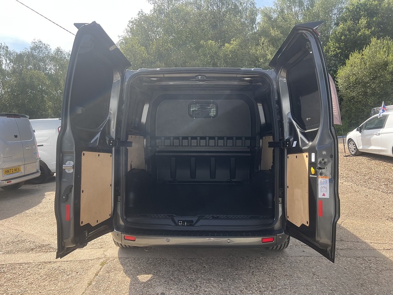 Ford Transit Custom 320 Limited Sport Pack - U818