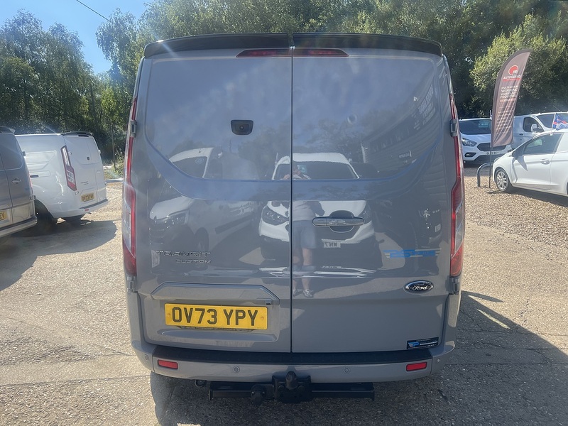 Ford Transit Custom 340 Limited Sport Pack - U823