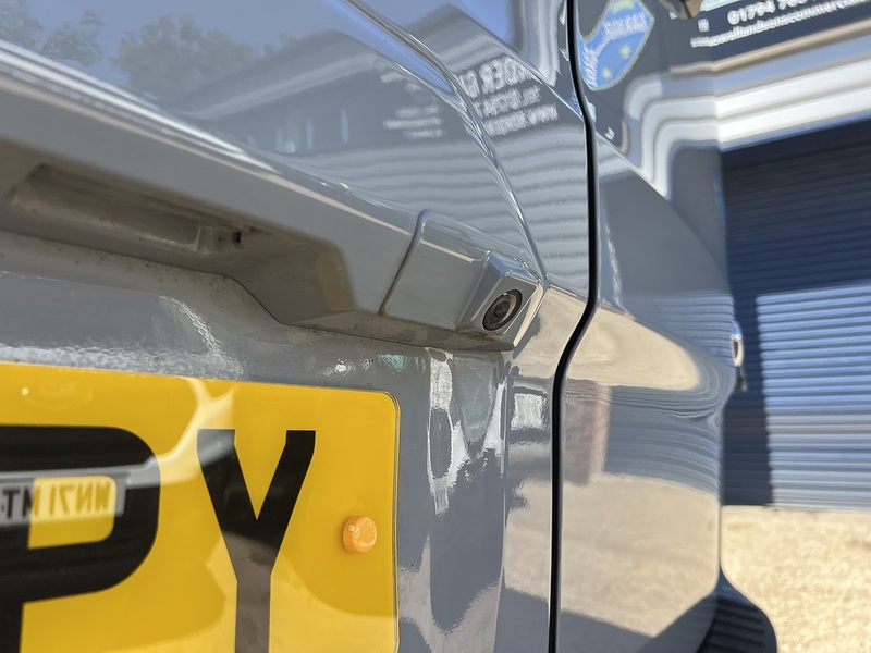 Ford Transit Custom 340 Limited Sport Pack - U823