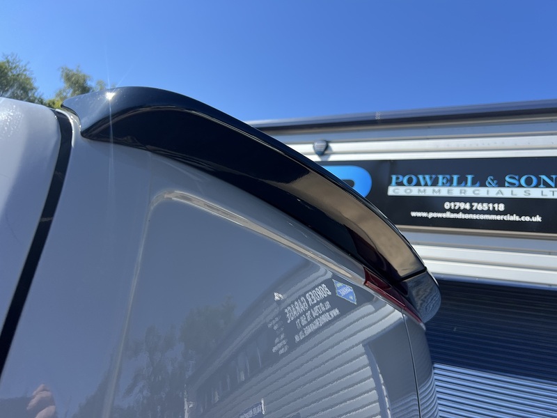 Ford Transit Custom 340 Limited Sport Pack - U823
