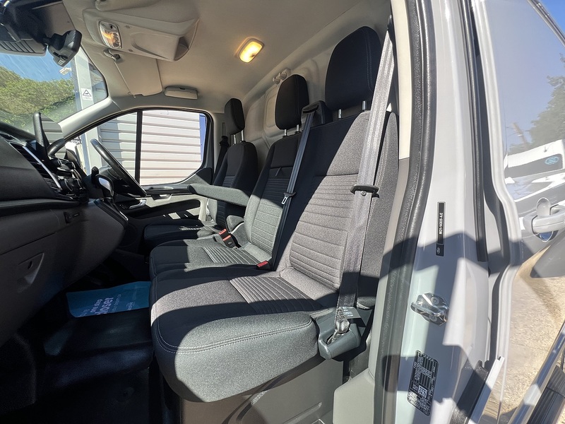 Ford Transit Custom 340 Limited Sport Pack - U823