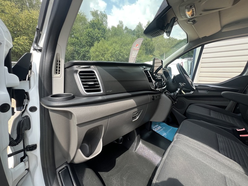 Ford Transit Custom 300 EcoBlue Limited - U831