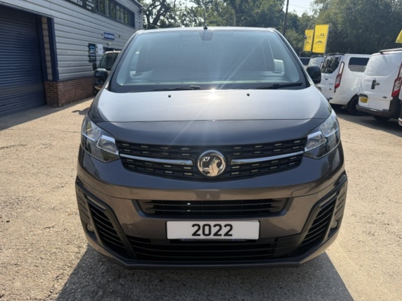 Vauxhall Vivaro Turbo D 2700 Sportive - U832